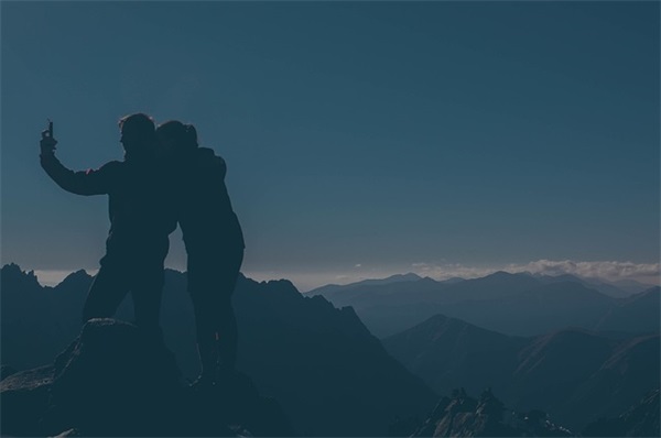 2026年最新的运动会加油口号押韵