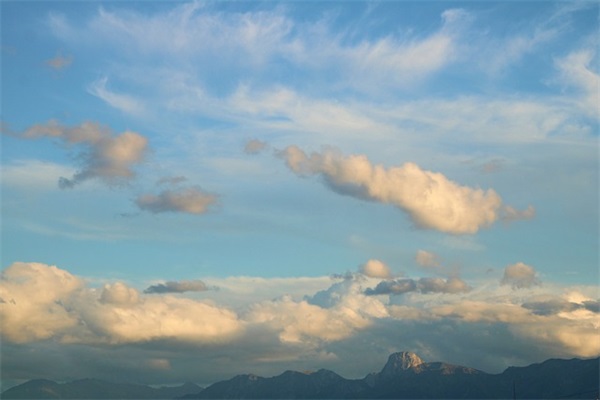 写给自己的2026正能量励志语录(正能量青春奋斗励志语录)